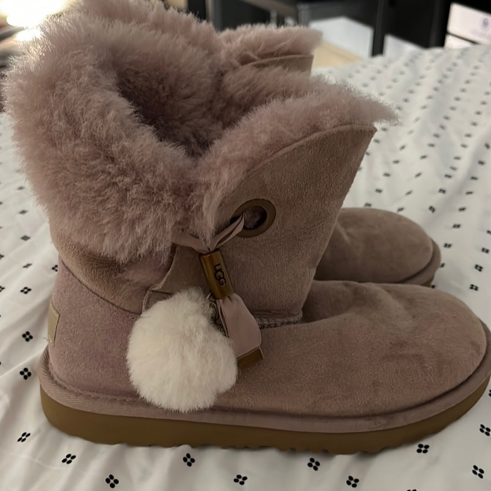 ugg irina star charm dusk boots
